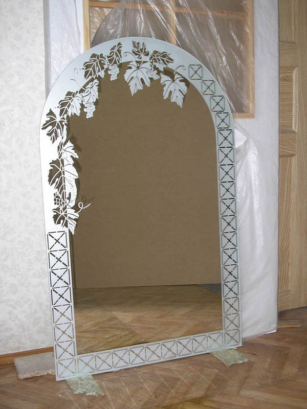 Обработка стекла от компании СтеклоГрад в Ростове
